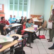 Dictionnaires et clés USB pour les élèves de 6ème